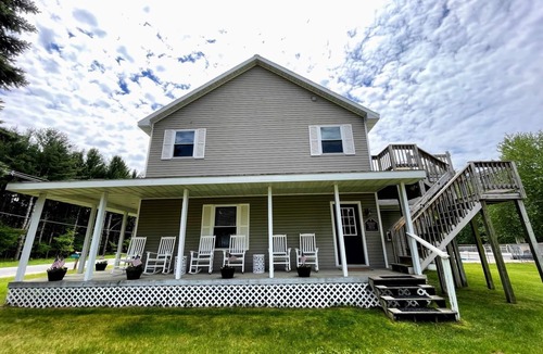 Grawn House | The "Big House" @ Brookside Resort