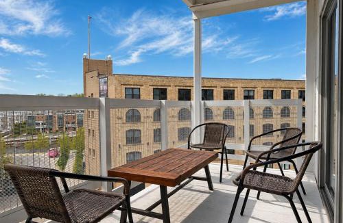 Lower East Side Apartment | The Brady Corner Suite - Near Fiserv with Balcony - Sleeps 4