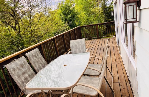 Elkhart Lake House | >The Daydream Lodge< @Racers Ridge