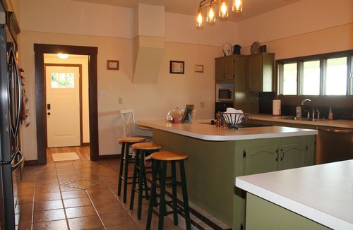 Fairport House | The Farm House - Quiet Country Retreat! Great for Any Season - Pet Friendly!
