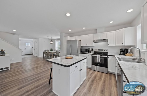 Lake Geneva House | The Geneva Collection|Sleeps 40|Arcade Room|Groups|Outdoor Spaces