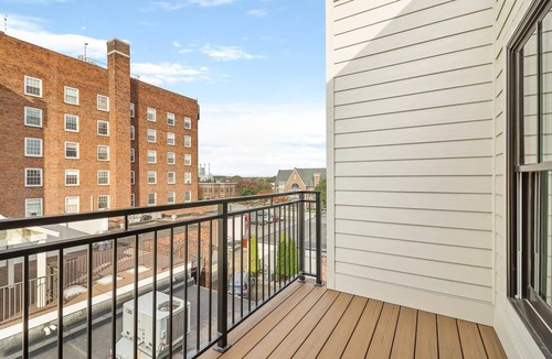 Holland Condo | The George and Evelyn on 8th, George 202