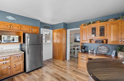 Le Claire House | The LeClaire River Chateau