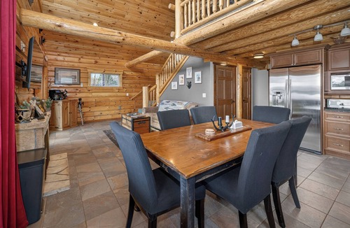 Black Wolf Cabin | The Point on Winnebago: Dock. Dine. Unwind.