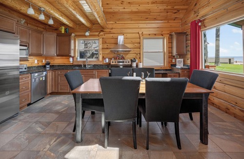 Black Wolf Cabin | The Point on Winnebago: Dock. Dine. Unwind.