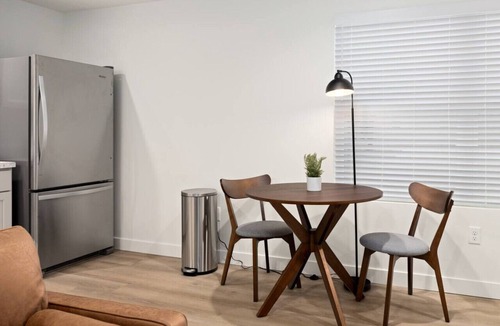 Morton Apartment | The Silo 1 - 1BD Traveler`s Haven