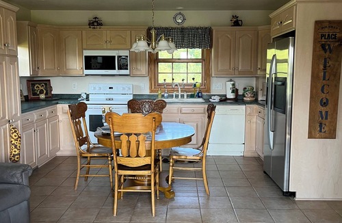 Baileys Harbor House | THE TRANQUIL HAVEN , PETS WELCOME