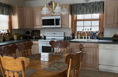Baileys Harbor House | THE TRANQUIL HAVEN , PETS WELCOME