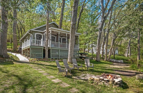 Markesan House | The Tree House on Green Lake WI