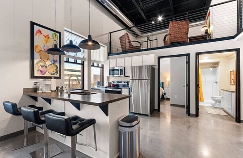 Green Bay Apartment | The Urban Palette - Downtown GB & KI Convention