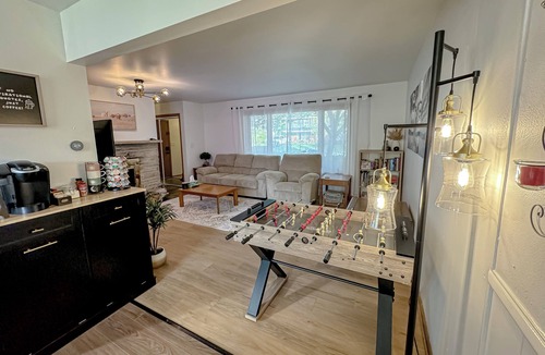 Wauwatosa House | Tosa Boho Inn - Updated/3B1B-4Bed/Spacious Yard/Quiet Neighborhood/