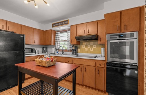 Gills Rock House | Tranquil - North Porch Cottage - New AC - KING & QUEEN beds