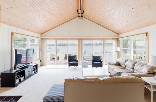 Allegan House | Treloar Lakeside Cottage