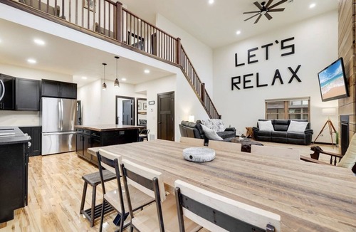 New London House | Tubing on the Wolf River - Luxury Experience