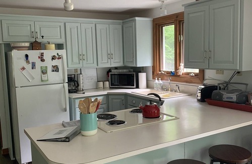 Fish Creek Cottage | Tucked Away 3-bedroom Fish Creek cottage. Two miles from Peninsula State Park.