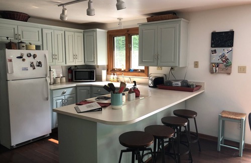 Fish Creek Cottage | Tucked Away 3-bedroom Fish Creek cottage. Two miles from Peninsula State Park.