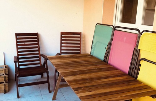 Dax Apartment | Two-bedroom apartment with a covered terrace and private parking, in a quiet location near downtown.