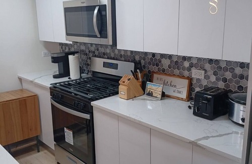 Grand Boulevard Apartment | Two bedroom in United States of America, Chicago