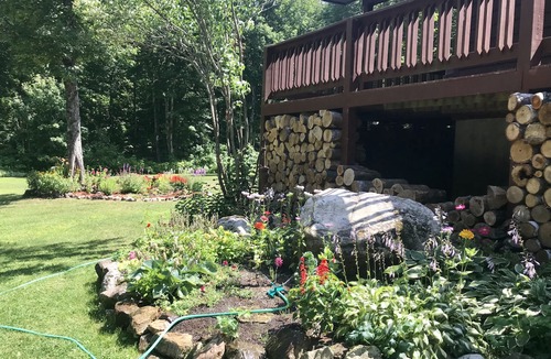Shingleton House | Vacation home sleeps 20, Close to Lake Superior & Very private.