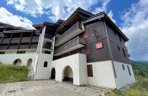 Valmorel Apartment | Valmorel: Cozy duplex at the foot of the slopes, balcony, pets allowed!