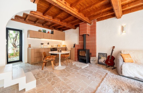 Est Villa | Villa Augustine – 5 Stars – Aix with Private Pool and Terrace + Wi-Fi
