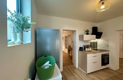 Brive-la-Gaillarde House | Villa Balzac - Maison en centre-ville - 4 personnes - climatisé