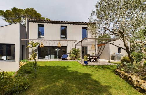 Cornillon-Confoux House | Villa Cornillon-Confoux, 3 bedrooms, 6 persons