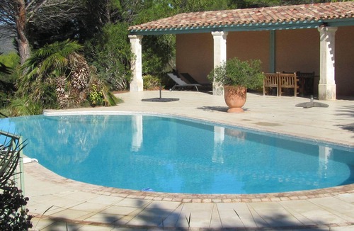 Cessenon-sur-Orb Villa | Villa With Private Pool And Stunning Views.