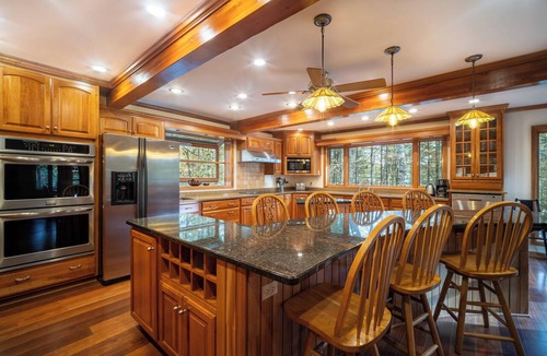 St Germain Cabin | Wakefield Lake Cabin with hot tub and sauna
