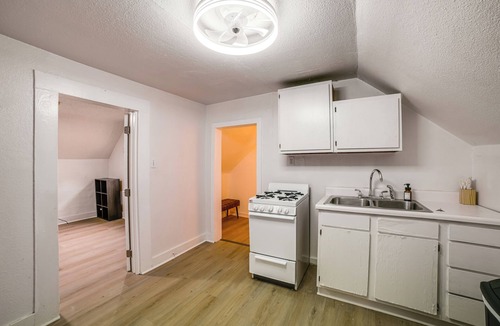 Michigan City Apartment | Walkable Apt in Dtwn Michigan City! 2 Mi to Beach