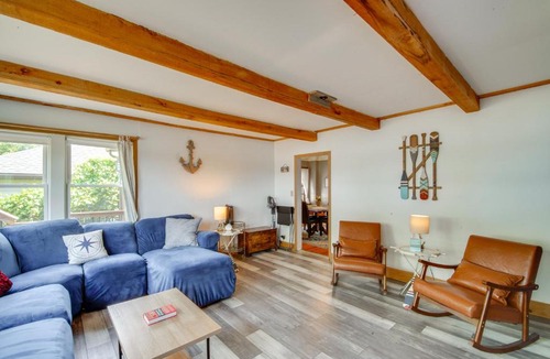 Fox Lake House | Waterfront Fox Lake Vacation Rental w/Fire Pit!