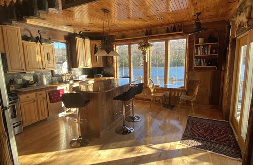 Mohawk Cabin | Waters Edge Cottage with Enchanting Lake Views