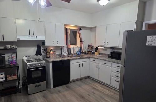 Streator House | Welcome to Starry Night Cottage!