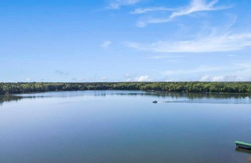 St Germain House | Whispering Waters Bayview Resort Cabin 4