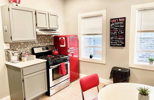 Noble Square Apartment | Wicker Park 10 minutes from Downtown and the Salt Shed Special 129.00 July 12-17