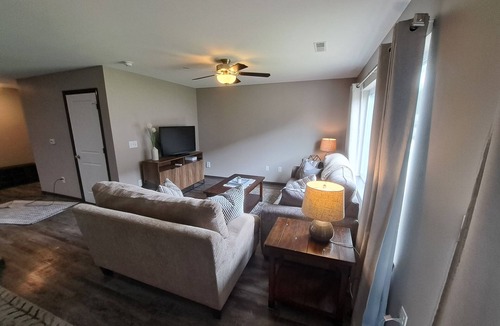 Oakdale House | Wonderful 3-bedroom townhome