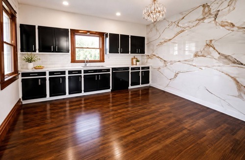 Brillion House | Wonderful 7-bedroom house in charming Brillion for your getaway Sleeps 14
