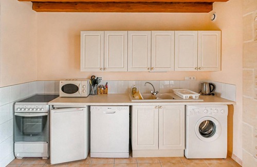 Saint-Hilaire-de-Villefranche House | Wonderful accommodation in century-old building in the countryside.