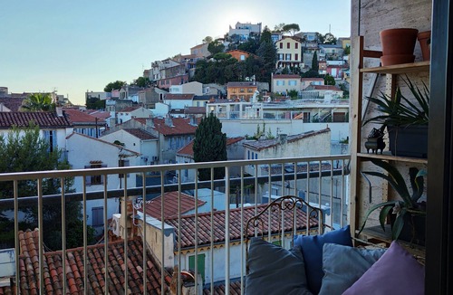 Vauban Apartment | Wonderful view Basilique NotreDame private parking & exteriors