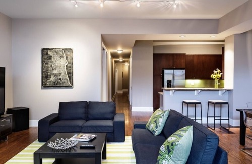 Lakeview Condo | Wrigley Field Stadium Suite 4 Bedroom 2 Bathroom