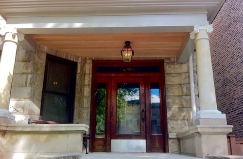 Lakeview House | Wrigleyville Private Guesthouse