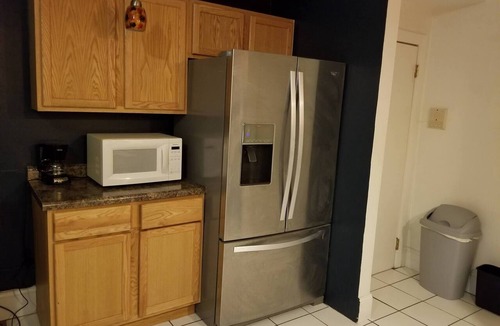 Yankee Hill Apartment | Yankee Hill 1BR w/Parking | Walk to Lake