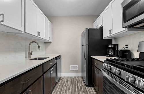 Rochester Apartment | Your Home Away From Home in Rochester Hills!