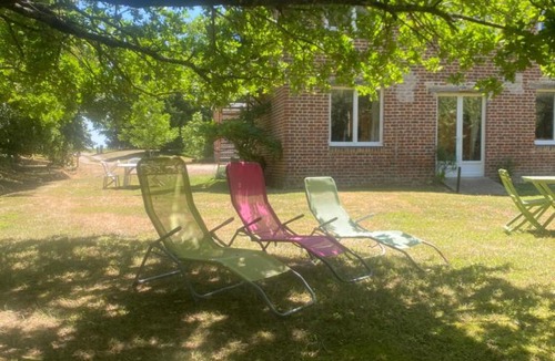 Couetron-Au-Perche Bed & Breakfast | ZenViewStudios
