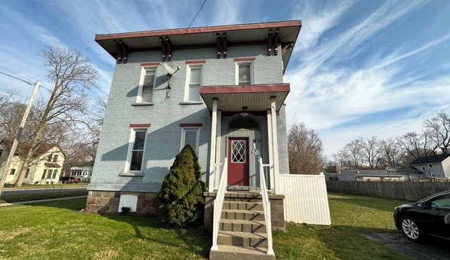 1-bedroom apartment, in Saranac Mi.
