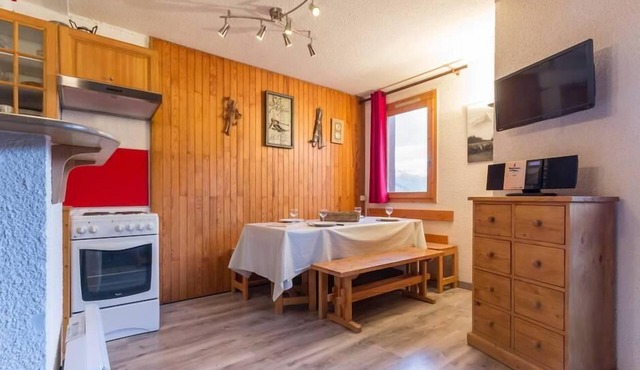150m from resort center, 1st floor, view valley, tv, 65m², Montchavin La Plagne