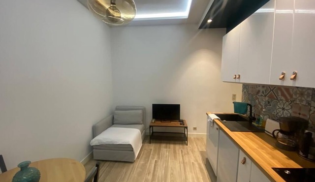 2 Pièces Tranquille et Cosy - Idéal Pour Couple ou Petite Famille