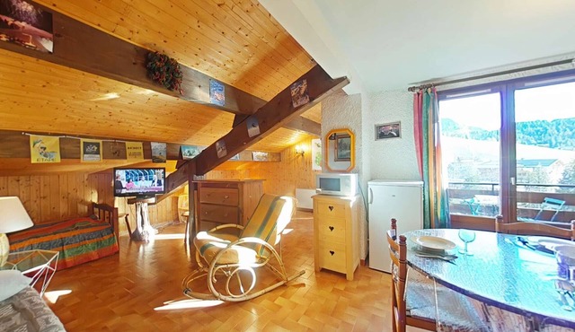 2-room apartment sleeps 6 near slopes