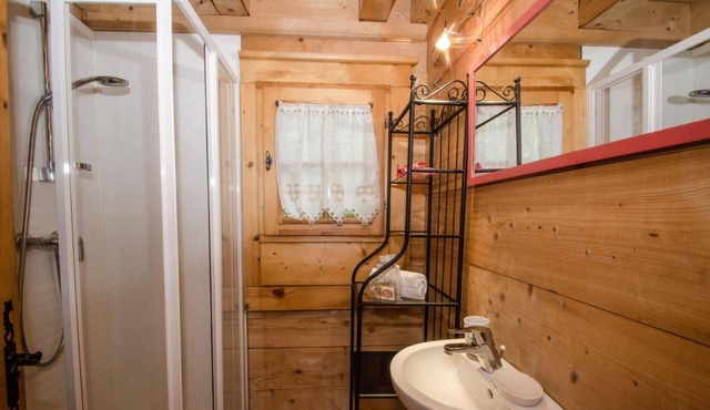 2nd floor, view mountain, parking, tv, 35m², Chamonix