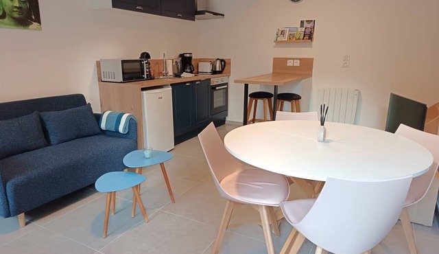 33m2 Modern Duplex - Elegance and Comfort in Doudeville